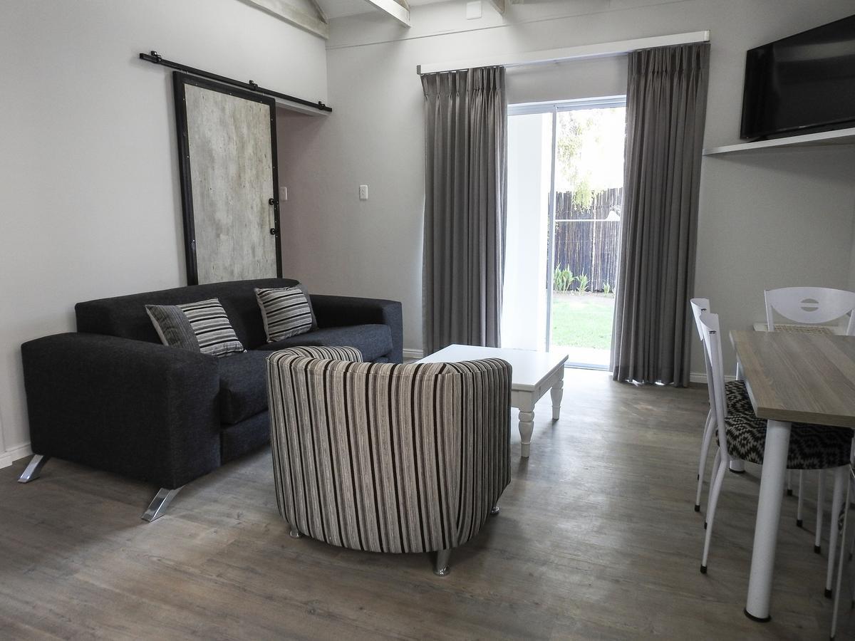 The Featherbed - Oudtshoorn Extérieur photo